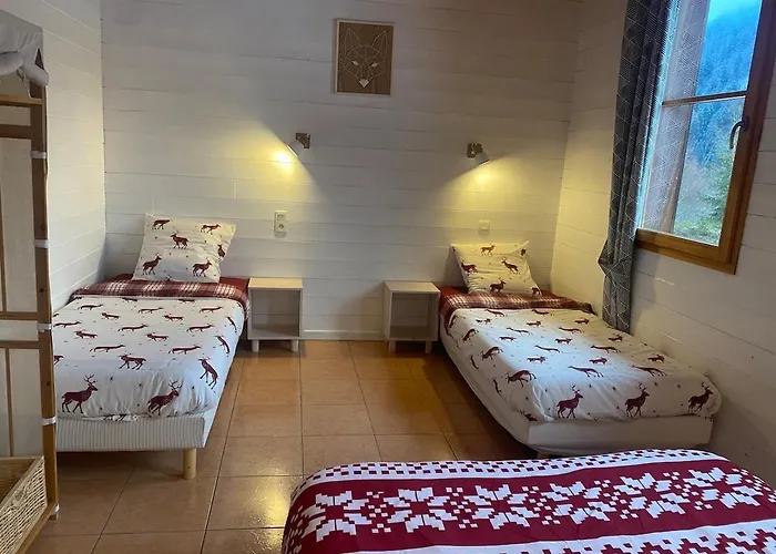 Au Bord Du Longemer クソンリュプト・ロンジュメール